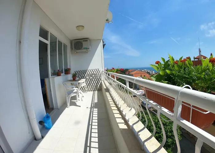 In St. With Terrace Апартамент Свети Влас